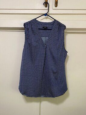 Alfani, sleeveless, navy & white box design tunic, size 3X